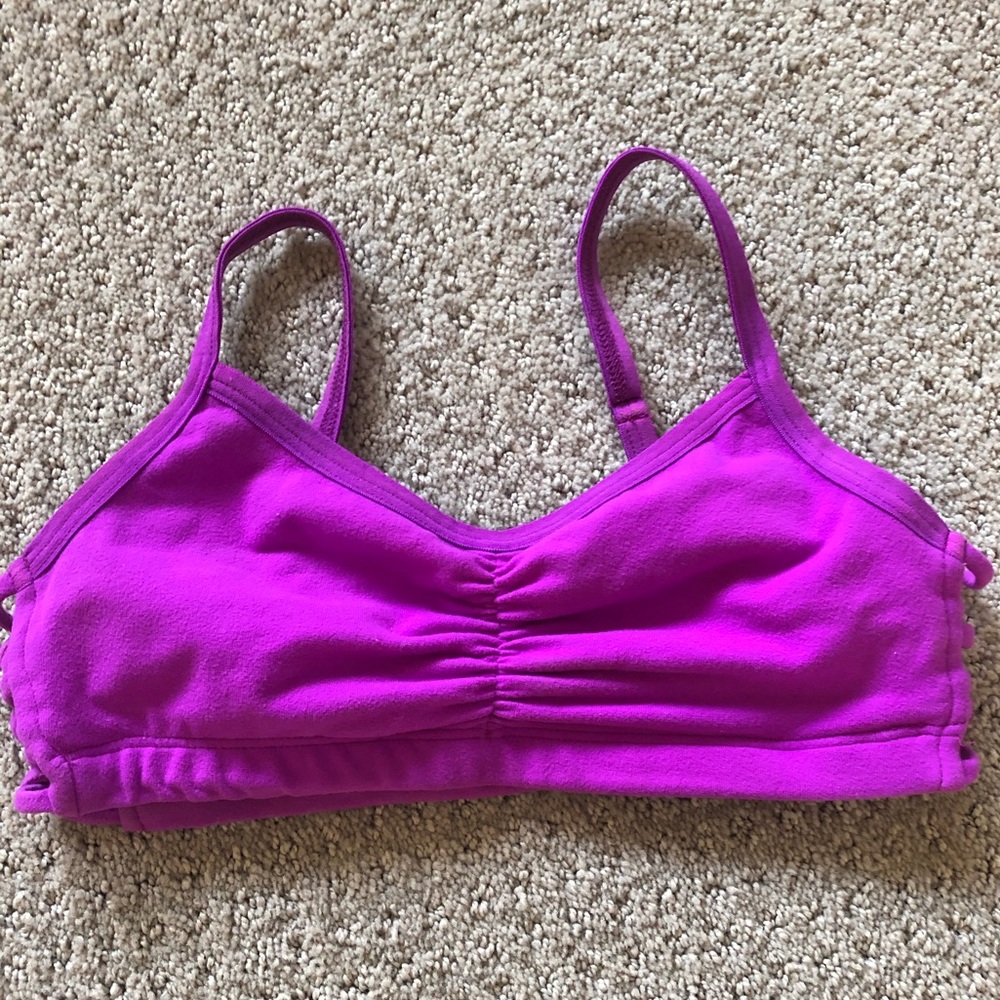 Beyond Yoga sports bra with cinched front & detail